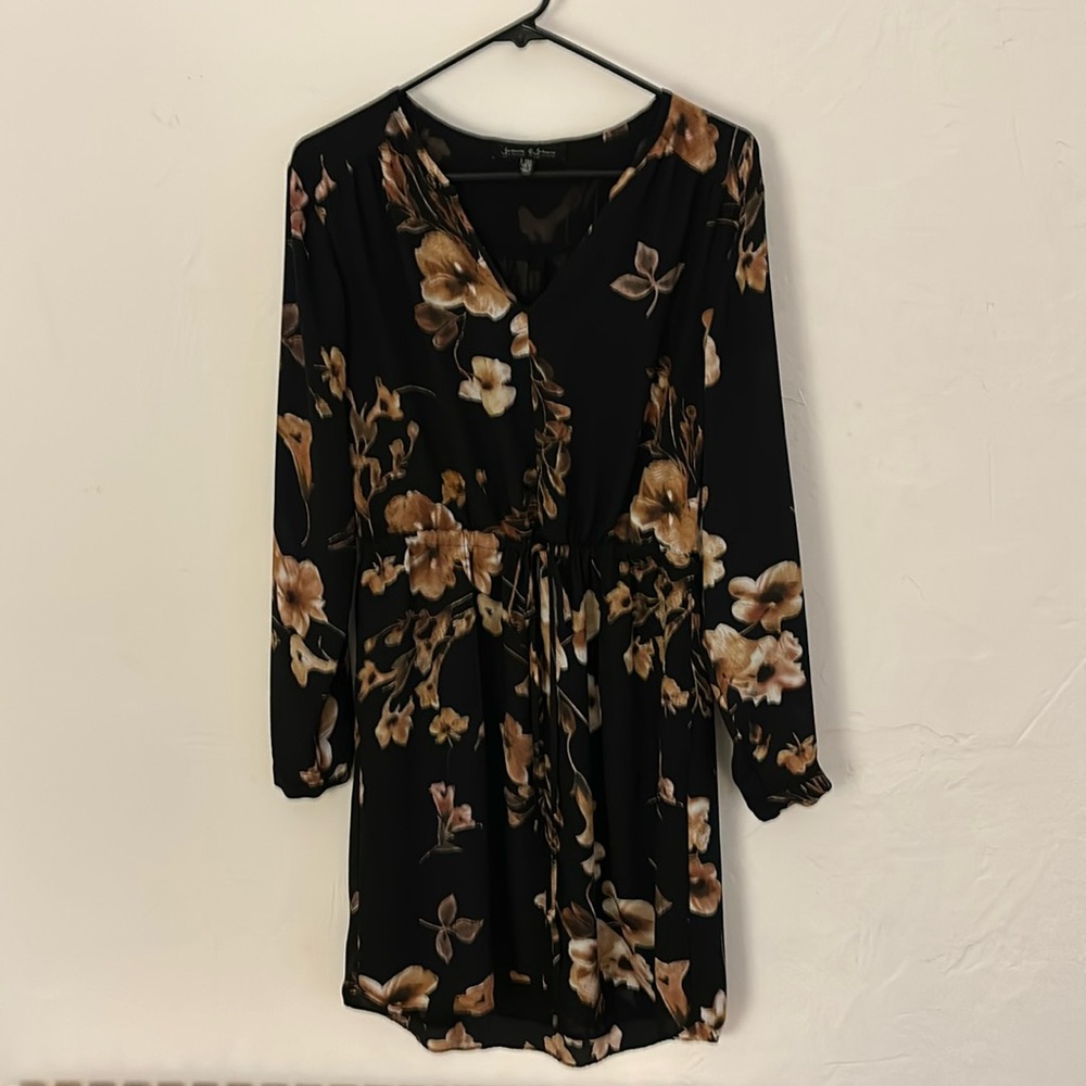 Patterned black dress